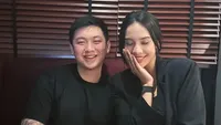 Potret Anya Geraldine dan Tora Widjaja Makin Lengket, Pacaran Nih?