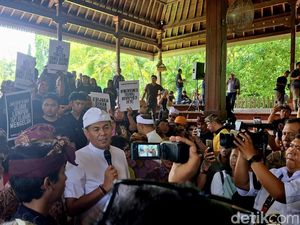 Ketua DPRD Bali Targetkan Bus TMD Beroperasi Lagi Maret 2025 Ketua DPRD Bali Targetkan Bus TMD Beroperasi Lagi Maret 2025