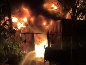 Gudang Restoran di Pecatu Dilalap Si Jago Merah, Kerugian Rp 100 Juta Gudang Restoran di Pecatu Dilalap Si Jago Merah, Kerugian Rp 100 Juta