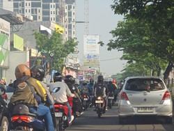 Jalan Margonda Depok Arah Jakarta Macet Pagi Ini