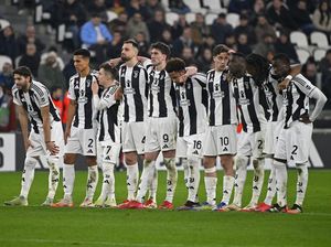 Fiorentina Vs Juventus: Bianconeri Dicueki Ultrasnya Fiorentina Vs Juventus: Bianconeri Dicueki Ultrasnya