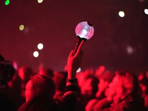 Teaser K-Talk Bersama K-Poper: Kisruh Konser di Indonesia Teaser K-Talk Bersama K-Poper: Kisruh Konser di Indonesia