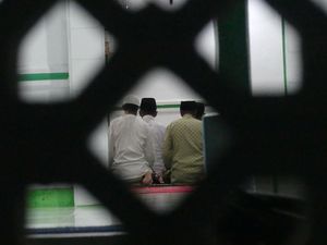 Jemaah Naqsabandiyah di Padang Lebaran Hari Ini Jemaah Naqsabandiyah di Padang Lebaran Hari Ini