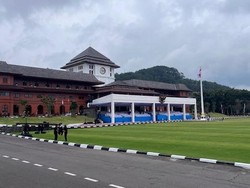 494 Kepala Daerah-477 Wakil Ikuti Parade Senja di Akmil Magelang Sore Ini