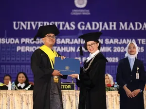 Dulu Gagal SNMPTN, Kini Orlando Lulus S1 UGM dengan IPK 4-Juara Olimpiade Internasional Dulu Gagal SNMPTN, Kini Orlando Lulus S1 UGM dengan IPK 4-Juara Olimpiade Internasional