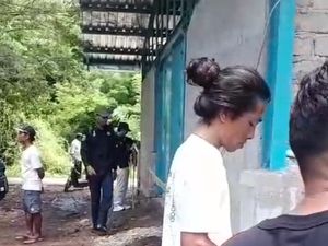 Kementerian Lingkungan Hidup Segel Proyek Air Bersih PT TCN di Gili Meno Kementerian Lingkungan Hidup Segel Proyek Air Bersih PT TCN di Gili Meno