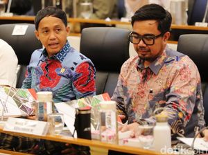 Momen Menhut Raker dengan Komisi IV DPR Momen Menhut Raker dengan Komisi IV DPR