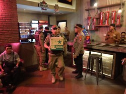 Fakta Terkait Viral Massa Geruduk Tempat Hiburan Malam di Jember