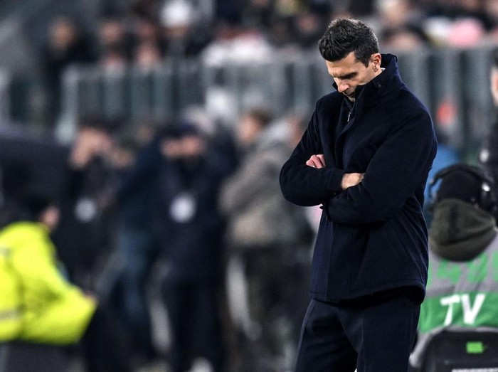 TURIN, ITALY - FEBRUARY 26:  Thiago Motta of Juventus FC coach reacts during the Coppa Italia Quarter Final match between Juventus FC and Empoli FC at Allianz Stadium on February 26, 2025 in Turin, Italy. (Photo by Image Photo Agency/Getty Images)