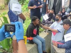 Beda dengan Saksi, AKP Hariyadi Hanya Peragakan Tampar Darso Pakai Sandal