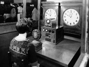 Foto Profesi Zaman Dulu yang Mengagetkan