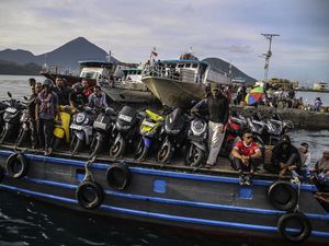 Jelang Ramadan, Pelabuhan di Ternate Alami Lonjakan Penumpang