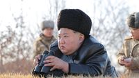 Kim Jong Un Perintahkan Kesiapan Nuklir Saat Uji Coba Rudal