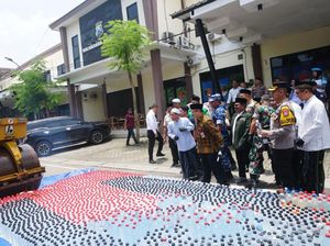 5.122 Botol Miras di Jombang Dimusnahkan, 25 Orang Jadi Tersangka