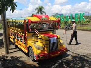 Kereta Kelinci di Trenggalek di Jalan Nasional Ditertibkan Kereta Kelinci di Trenggalek di Jalan Nasional Ditertibkan