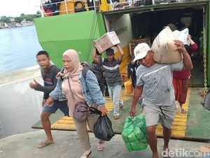 Angkutan Laut di Sumenep Diminta Dahulukan Angkut Bapok Agar Harga Stabil Angkutan Laut di Sumenep Diminta Dahulukan Angkut Bapok Agar Harga Stabil
