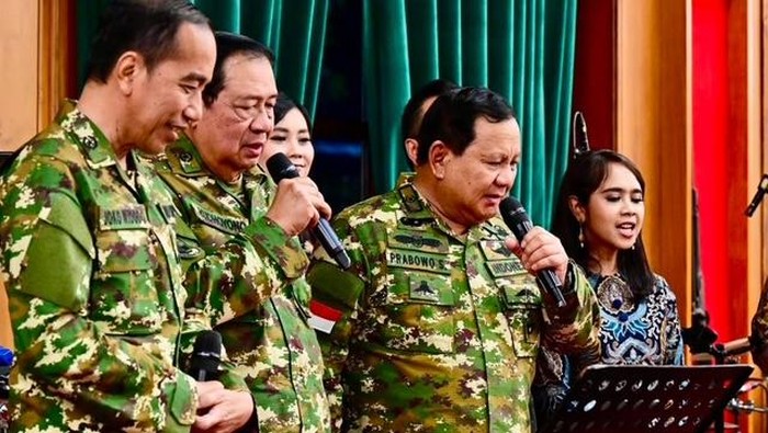 Prabowo, SBY, dan Jokowi bernyanyi bersama. Dok. Instagram Sekretariat Kabinet.