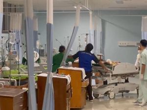 Korban Tewas dalam Tragedi Keracunan Asap Genset di Musi Rawas Bertambah Korban Tewas dalam Tragedi Keracunan Asap Genset di Musi Rawas Bertambah