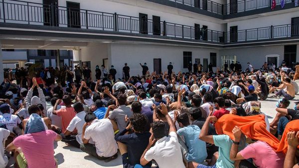 Ribuan Pekerja Asing Penipuan Online Terlantar di Perbatasan Myanmar-Thailand