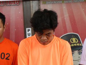 Pelaku Jambret Gelang Emas di Batam Ditangkap, Satu Pelaku Kabur Pelaku Jambret Gelang Emas di Batam Ditangkap, Satu Pelaku Kabur