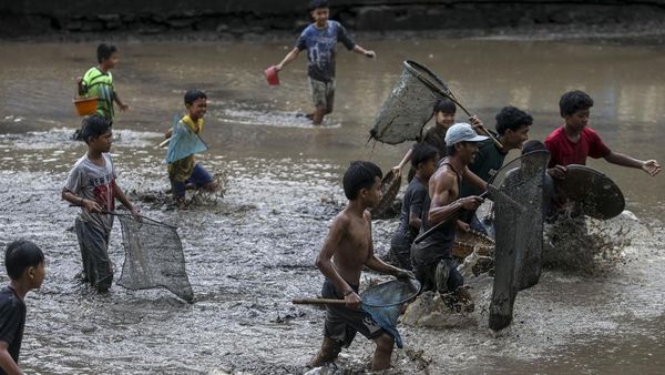 Sambut Bulan Suci, Warga Serang Gelar Tradisi Marak di Situ Citaman