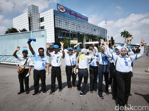 Ngeri! 4 Sektor Industri Dihantui PHK Massal Ngeri! 4 Sektor Industri Dihantui PHK Massal