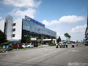 Sritex Sudah Masuk Kategori Layak Ditendang dari Bursa Sritex Sudah Masuk Kategori Layak Ditendang dari Bursa