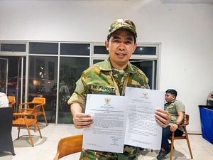 Gus Fawait Tandatangani SK Honorer Lolos PPPK dan SE terkait Libur Guru