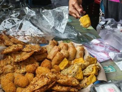 10 Meme War Takjil yang Bikin Ngakak