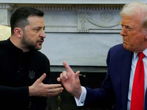 Trump Bertemu Zelensky di KTT NATO, Bahas Gencatan Senjata Ukraina-Rusia Trump Bertemu Zelensky di KTT NATO, Bahas Gencatan Senjata Ukraina-Rusia