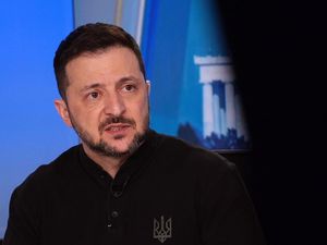 Video: Zelensky Yakin AS Tak Akan Hentikan Bantuan Perang Video: Zelensky Yakin AS Tak Akan Hentikan Bantuan Perang