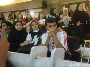 Video Tribute Bejo Sugiantoro, Rachmat Irianto Tak Kuasa Tahan Air Mata Video Tribute Bejo Sugiantoro, Rachmat Irianto Tak Kuasa Tahan Air Mata