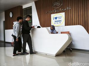 PT Sritex Ditutup, Eks Buruh Masih Datang Urus Jaminan Hari Tua