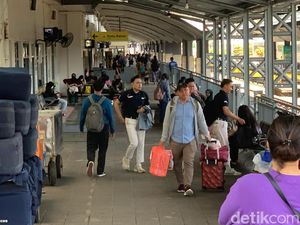 12 Ribu Lebih Orang Munggahan Awal Ramadan dari Stasiun Malang 12 Ribu Lebih Orang Munggahan Awal Ramadan dari Stasiun Malang