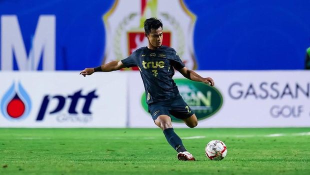 Pratama Arhan ikut serta mengantarkan Bangkok United meraih kemenangan atas Sukhothai dalam lanjutan Liga Thailand. Bangkok United menang 3-1.
