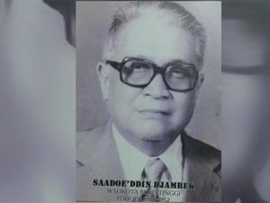 Saadoeddin Djambek, Pakar Ilmu Falak Asal Minang & Pemikir Bab Hisab Awal Bulan Saadoeddin Djambek, Pakar Ilmu Falak Asal Minang & Pemikir Bab Hisab Awal Bulan