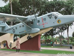 Monumen Pesawat di Hutan Kota Jadi Lokasi Favorit Ngabuburit Warga Tuban