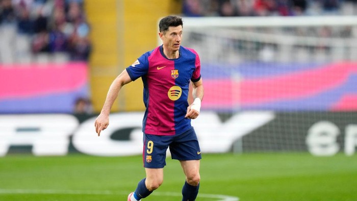 2202312441 Robert Lewandowski centre-forward of Barcelona and Poland during the La Liga EA Sports match between Barcelona and Real Sociedad at Estadi Olimpic Lluis Companys on March 1, 2025 in Barcelona, Spain. (Photo by Jose Breton/Pics Action/NurPhoto via Getty Images)