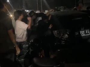 Heboh Warga di Bone Gerebek Pasangan Diduga Mesum di Mobil, Begini Faktanya