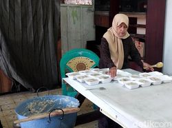 Sejarah Panjang Tradisi Bubur Harisah Saat Ramadan di Cirebon
