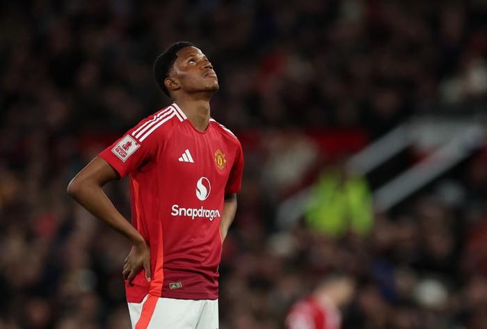 Soccer Football - FA Cup - Fifth Round - Manchester United v Fulham - Old Trafford, Manchester, Britain - March 2, 2025 Manchester Uniteds Chido Obi-Martin reacts during the match REUTERS/Phil Noble