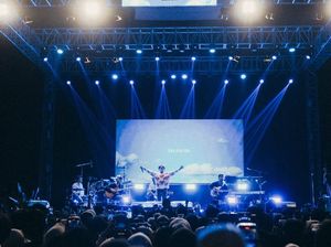 Juicy Luicy-Adrian Khalif Didesak Fans Bikin Konser Untuk Korban Sakit Hati Lagi