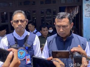 BNNP Jatim Tangkap Kurir Narkoba, 15 Kg Sabu Disita BNNP Jatim Tangkap Kurir Narkoba, 15 Kg Sabu Disita