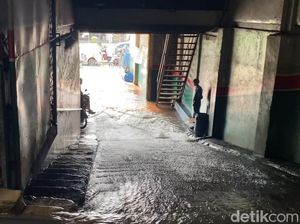 Banjir di Margonda Picu Macet, Air Berasal dari Luapan Sungai di Titik Ini Banjir di Margonda Picu Macet, Air Berasal dari Luapan Sungai di Titik Ini