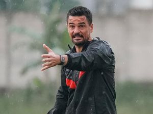 Kesan Pertama Pelatih Persija Tangani Tim di Bulan Ramadan Kesan Pertama Pelatih Persija Tangani Tim di Bulan Ramadan