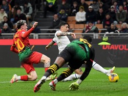 AC Milan Vs Lazio: Tampil dengan 10 Pemain, Rossoneri Kalah 1-2