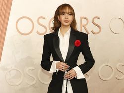 Video: Sisi Lain Debut Akting Lisa BLACKPINK