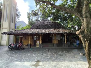 Sejuk dan Asrinya Masjid Bambu di Cirebon, Bikin Jemaah Betah Sejuk dan Asrinya Masjid Bambu di Cirebon, Bikin Jemaah Betah
