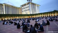 Masjid Istiqlal Sediakan 4.000 Porsi Makanan untuk Buka Puasa
