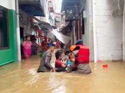 6 RT dan 2 Ruas Jalan di Jakarta Tergenang Banjir, Tinggi Air Capai 175 Cm